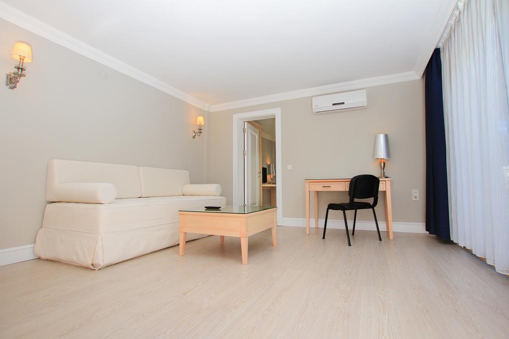 Palm Bay Beach Hotel Emecik Εξωτερικό φωτογραφία